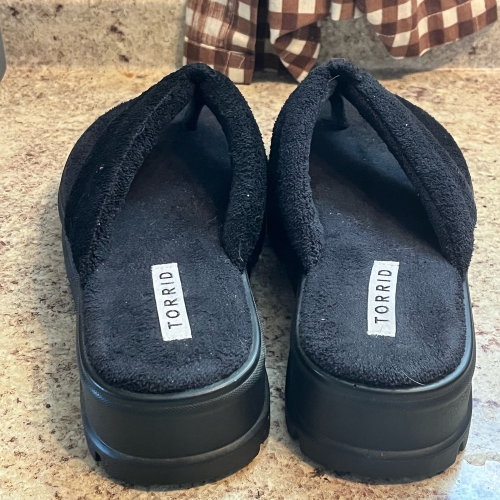 Torrid Black Terry Thong Flatform Sandal Flip Flops (WW) Size 8.5 - Picture 7 of 11